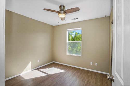 1199 Elfin Forest Rd, San Marcos CA  92078-1077 exterior