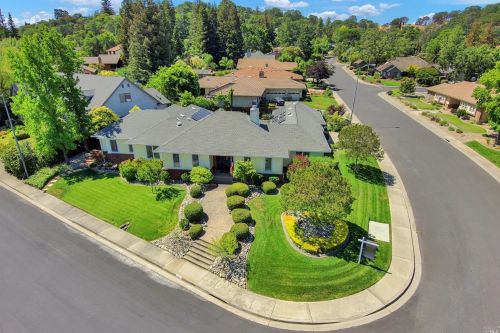 101 San Jose Ct, Vacaville, CA 95688-3560