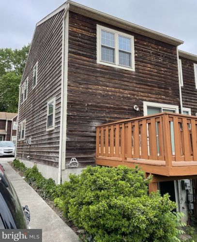 69 Chesapeake St, Lancaster PA  17602-4659 exterior