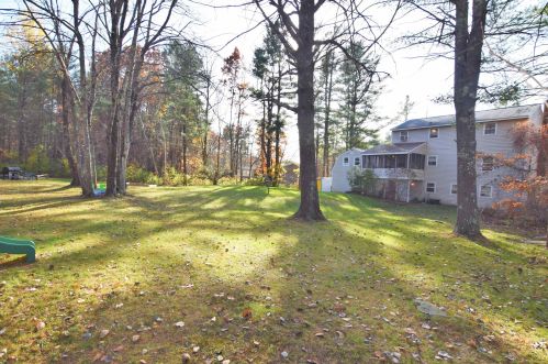 3 Pine Hollow Dr, Londonderry, NH 03053-2534