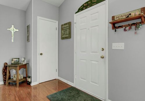 9520 Raven Dr, Ladson SC  29456-4924 exterior