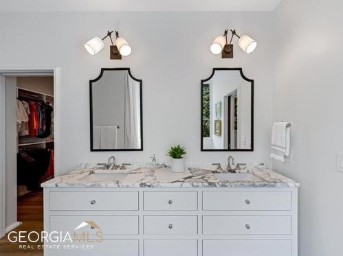 2303 Havenridge Dr, Atlanta GA  30305-4014 exterior
