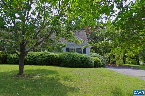 207 Buttercup Ln, Charlottesville, VA 22902-8243