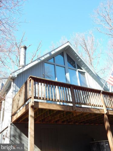 278 Black Hawk Ln, Hedgesville, WV 25427-5354