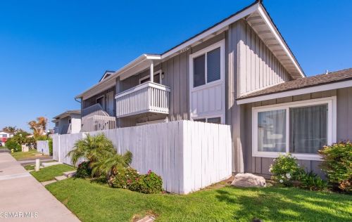 3411 Highwood Ct, Simi Valley, CA 93063-5366