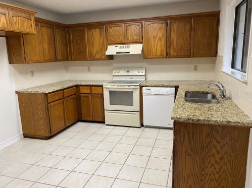 407 Deepwood Dr, Georgetown, TX 78628-7601