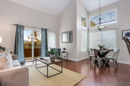 15373 Maturin Dr, San Diego, CA 92127-2351