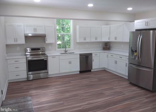 23539 Patuxent Beach Rd, California MD  20619-4214 exterior