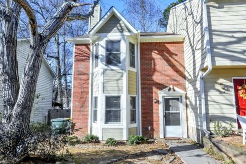 1010 Kennesborough Rd, Kennesaw, GA 30144-1188