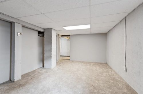 1450 Charles Ave, Saint Paul MN  55104-2401 exterior