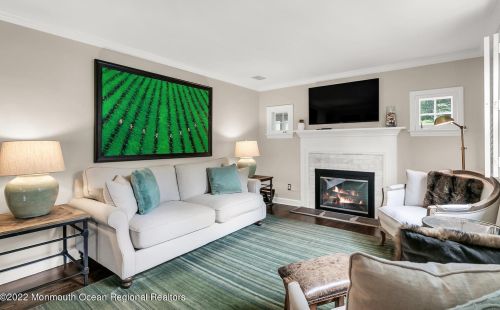 174 White St, Tinton Falls NJ exterior