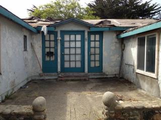 118 Encina Ave, Monterey, CA 93940-3722