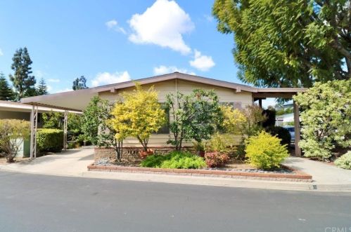 715 Grovelake Dr, Placentia, CA 92870-6405