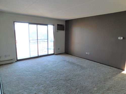 7305 Tiffany Dr, Orland Park, IL 60462-5253
