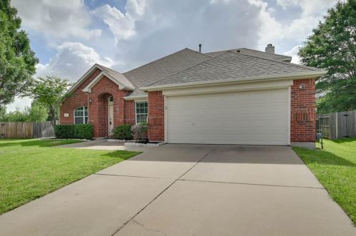 4 Blue Meadow Ct, Midlothian, TX 76063-4851