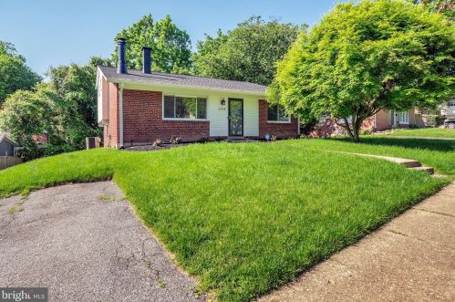 204 Thistle Dr, Silver Spring, MD 20901-1644