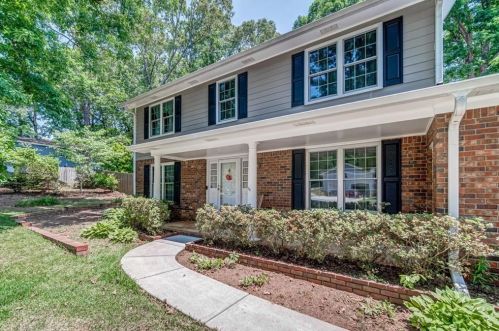 2902 Pathview Ln, Marietta, GA 30062-1460