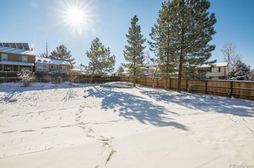 18202 Nassau Dr, Denver CO 80013-3346 exterior