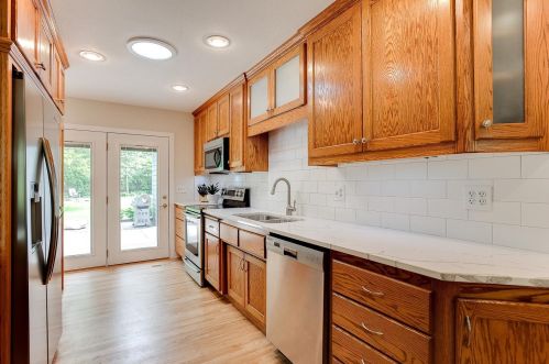 2095 Blomquist Ave, Saint Paul MN  55110-4701 exterior