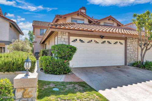 30110 Diana Ct, Calabasas, CA 91301-4079