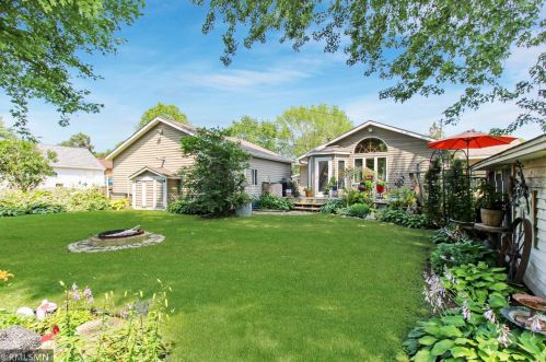 600 Greene Ave, Saint Paul MN  55128-6622 exterior