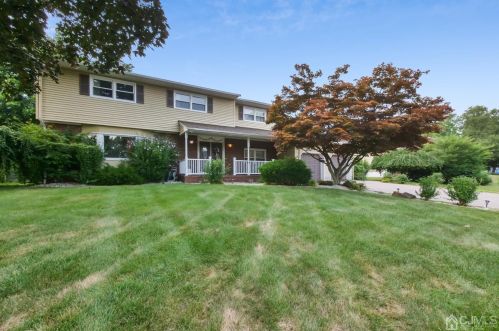 14 Ralston Ave, Piscataway, NJ 08854-5227