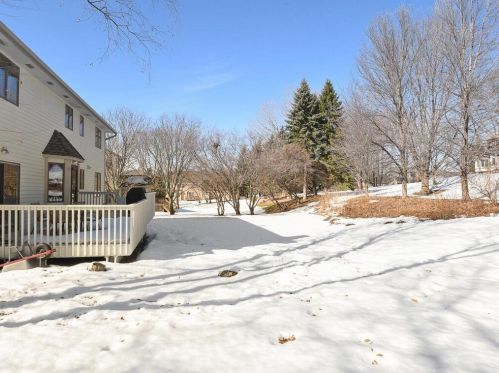 1539 Blackhawk Lk Dr, Saint Paul MN  55122-1258 exterior
