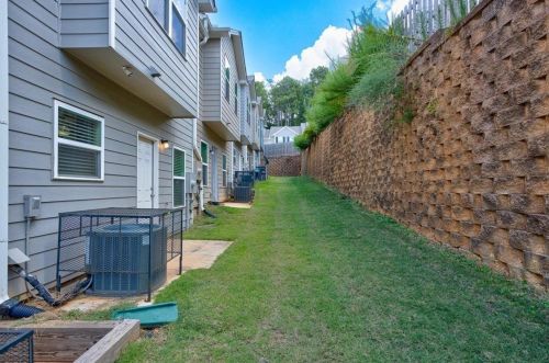 909 Highwood Dr, Atlanta GA  30344-2500 exterior