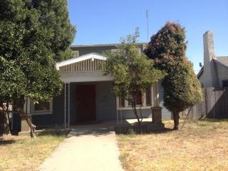 1000 Yosemite Ave, Madera, CA 93637-4557