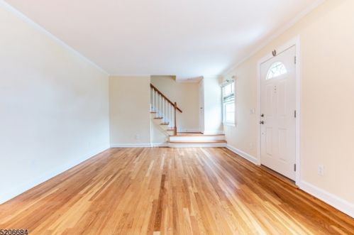 74 Satterthwaite Ave, Nutley, NJ 07110-1835