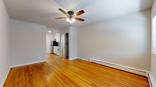 1340 Pratt Blvd, Chicago, IL 60626-4365