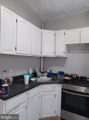 4810 11 St, Philadelphia PA 19112-0013 exterior