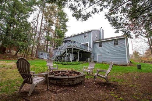 10 Judith Ln, Derry, NH 03038-4930