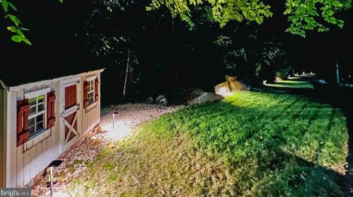 468 State Rd, Princeton NJ  08540-1412 exterior