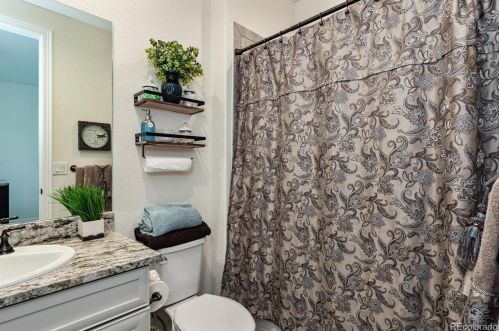 27553 Euclid Dr, Aurora CO 80016 exterior