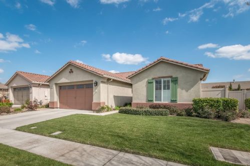 2440 Redbud Way, Manteca, CA 95336-5201