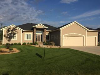 30 Newport Pkwy, Kindred, ND 58051-4505
