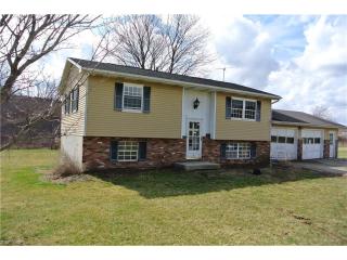 920 Geneva St, Sugarcreek, OH 44681-9340