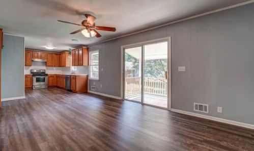 2708 Lakeview Dr, Conyers GA  30094-4944 exterior