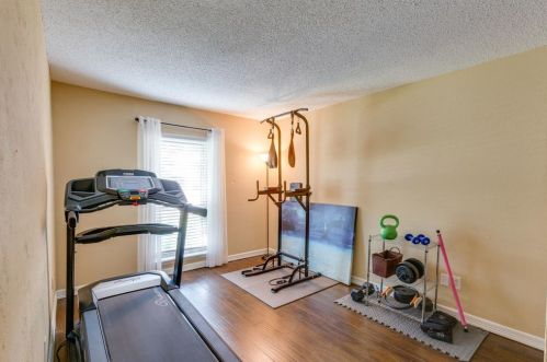 1241 Sicily Dr, Garland TX 75040-4257 exterior