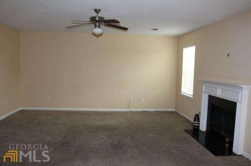 1897 Sawgrass Dr, Hampton GA  30228-5314 exterior