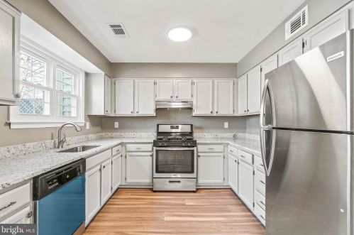 8903 Waldren Way, Lorton, VA 22079-1758