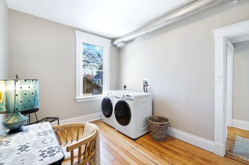 2612 Hemlock St, Cincinnati OH  45206-1608 exterior