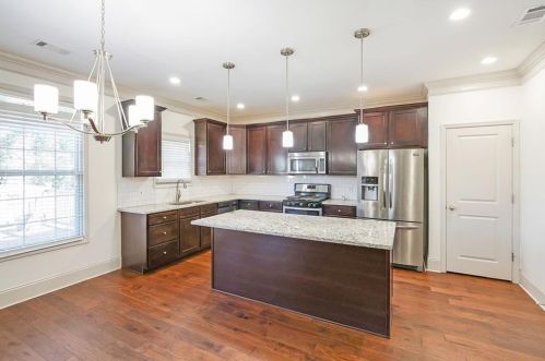 1909 Felker Ward St, Atlanta GA  30318-1810 exterior