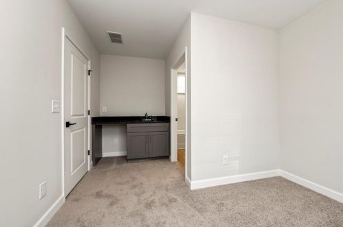 1991 Hollywood Rd, Atlanta GA  30318-1881 exterior