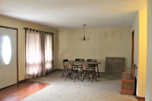 4135 Betty St, Kankakee, IL 60901-7934