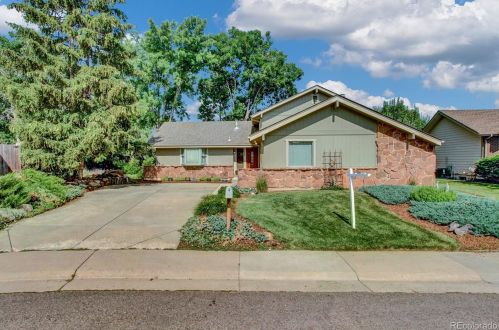 7629 Newport Ct, Englewood, CO 80112-2511
