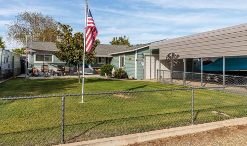 9429 Pershing Ave, Citrus Heights, CA 95662-5416