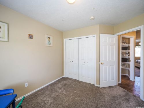 4662 8450, Taylorsville UT exterior