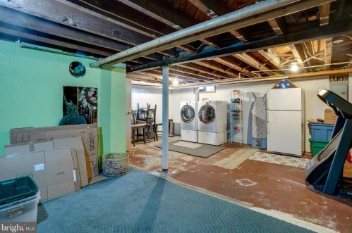 860 Fountain Ave, Lancaster PA  17601-4533 exterior